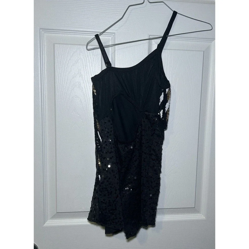 Costume Gallery Youth Girl’s Asymmetrical Sequin Shorts Dance Outfit Size Large
